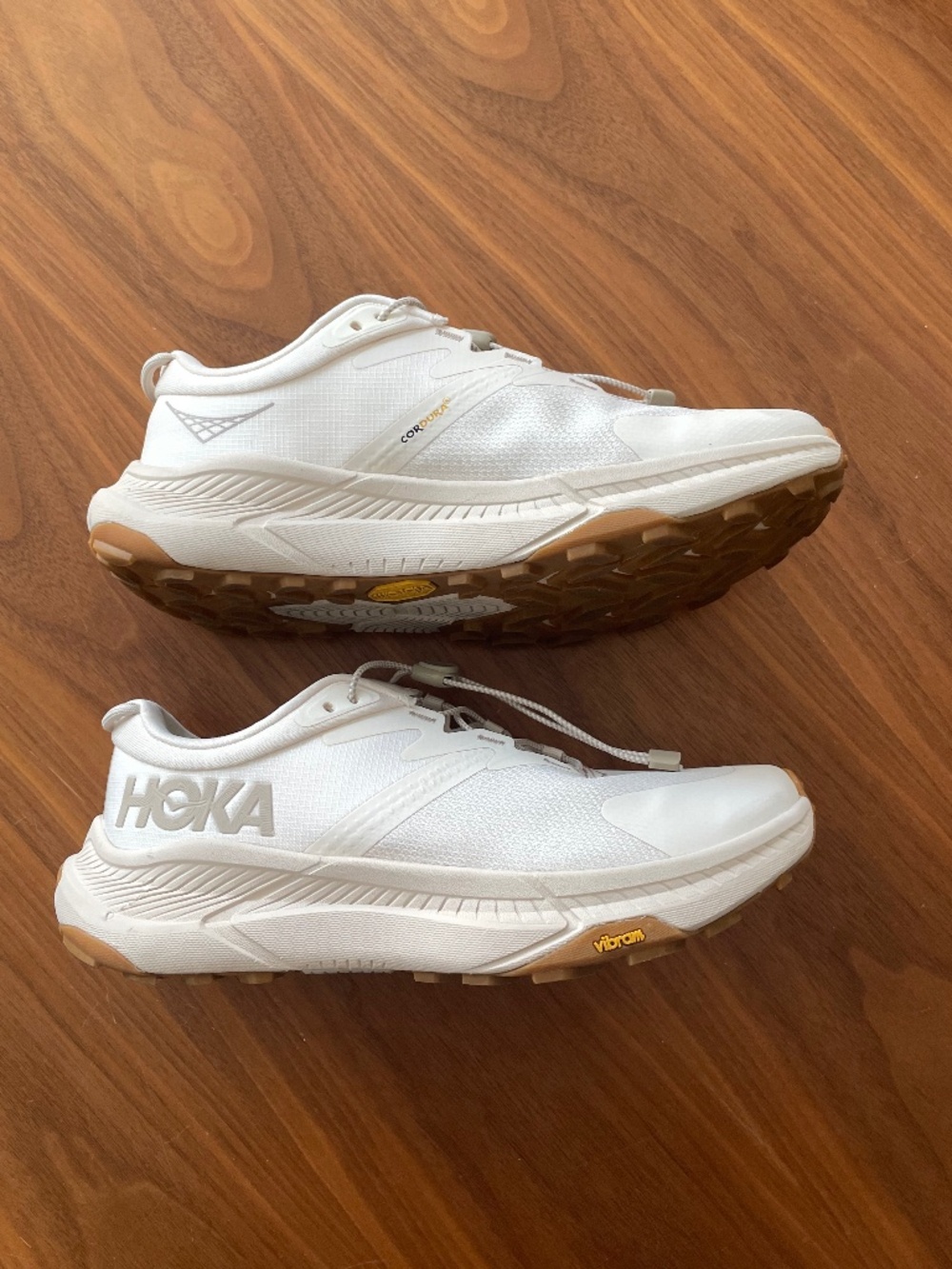 8D Wide Hoka Transport athletic sneakers (walking/hiking) Alabastor color.